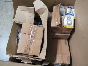 lot 215 image: WHOLESALE MIXED PALLET OF FASTENERS, PULLYS, HOOKS AND MORE