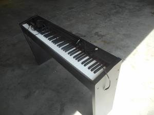 KAWAI CL20R 88-Key Electronic Keyboard