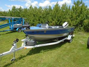 1990 16 Lund Challenger 1600 with Trailer