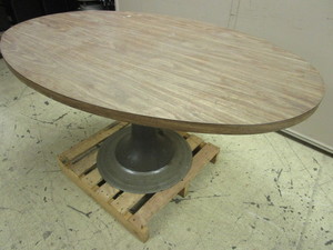 WORKTABLE WITH FOOT PEDAL HEIGHT ADJUSTER, CAST-IRON BASE