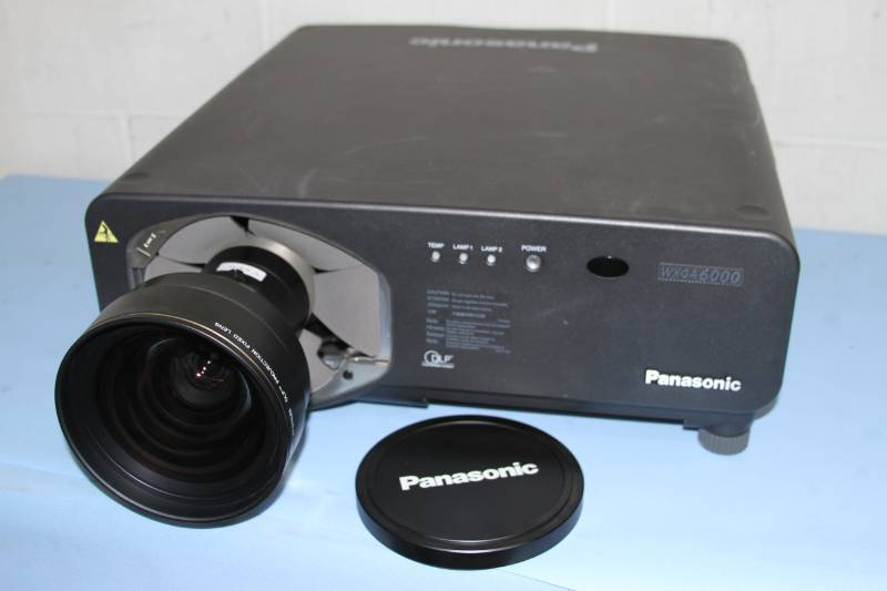 lot 7 image: Panasonic PT-DW7000U-K 3-Chip DLP Widescreen 6000 ANSI Lumen Projector w Lens