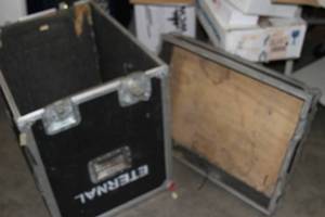 lot 88 image: Large ATA-Rated Shipping Travel Storage Heavy Duty Hard Sided Equipment Road Case with Casters