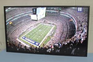 lot 43 image: NEC Professional Grade Full HD 1080p High Definition 46 Large Screen LCD Display & Remote Control