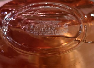lot 40 image: Tommy Bahama For Her Perfume Set