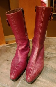 lot 59 image: Red Leather Coach Mid Calf Boots
