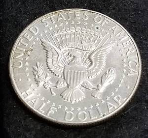 1970-D 40% SILVER KENNEDY HALF DOLLAR BETTER DATE COIN
