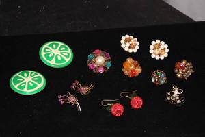lot 69 image: Antique Clip-On Earrings, Mostly Clusters