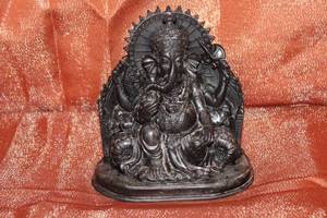 lot 79 image: Hindu God Ganesh Resin Statue