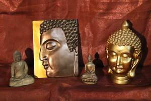 lot 82 image: Meditating Buddha Bust,  2 Statues & Wall Hanging