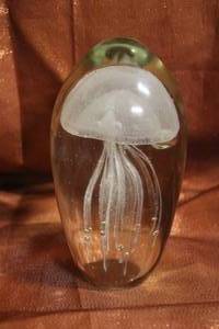 lot 121 image: Murano Glass Jellyfish Egg Paperweight