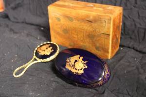 lot 92 image: Limoges Trinket Box & Purse Mirror