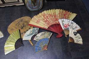 lot 136 image: Collectible Vintage Fans