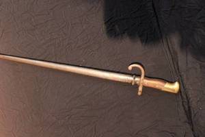lot 6 image: Antique French Bayonet with Sheath