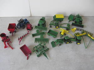 164th Scale John Deere & Case