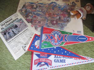 Twins Pennants & Poster