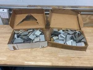 STANLEY BOSTITCH Lot of 2 boxes - 2 staples