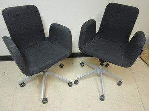 lot 306 image: IKEA CHAIRS, ON CASTERS, ADJUSTABLE