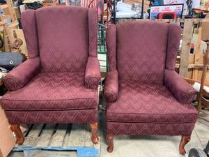 lot 22 image: Lot of 2 Quality Maroon Chairs