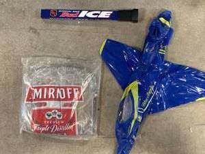lot 64 image: Bud Ice Hockey Stick Beer Tap & 2 Inflatables