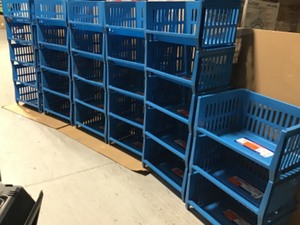 Lot with 20 storage containers and 12 foldable crates plus other storage units see pictures
