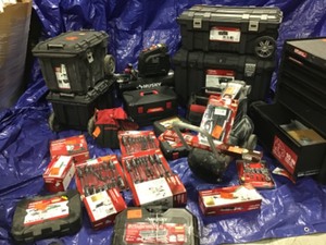 Pallet with large lot of Husky tools various types and conditions see pictures