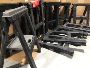 Lot of folding sawhorses some damaged