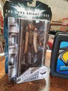 lot 19 image: The Dark Knight Rises Bane and Catwoman Adult Collectible Figures