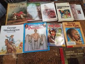 lot 151 image: Home School Curriculum for Elementary American History (10 Books)