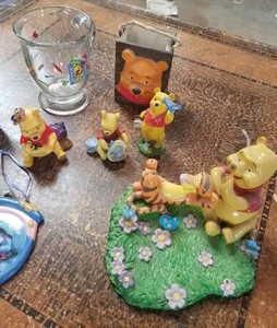 lot 192 image: Winnie the Pooh Memorabilia Lot with 9 Pieces including 2 Bradford Edition Ornaments