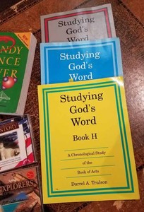 lot 215 image: Home Schooling Curriculum Three Studying Gods Word and The Handy Science Answer Book