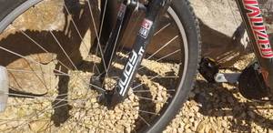 lot 66 image: Specialized Hardrock Comp Mountain Bike