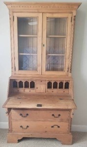 lot 7 image: Antique Rustic Secretary
