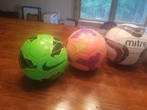 lot 189 image: Soccer Practice Kit
