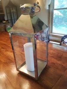 lot 175 image: Pottery Barn Lantern with Flameless Candle