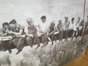 lot 81 image: Classic Art Photography Print- Lunch Atop a Skyscraper, 1932