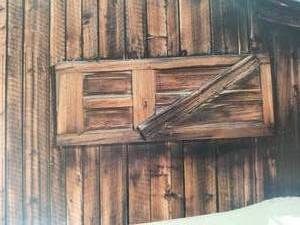 lot 32 image: Fine Art Photography Print- Winters Barn