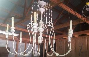 lot 65 image: Restoration Hardware Large Wire Chandelier