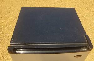 lot 303 image: Sanyo Mini Refrigerator Eclipse Series with Freezer Space