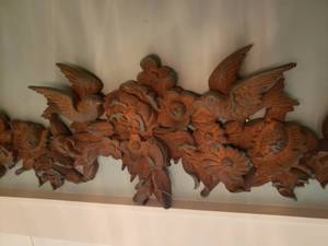 lot 52 image: Carved Wood Wall Hanging