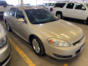 lot 1 image: 2011 Chevrolet Impala LT