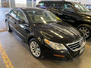 lot 4 image: 2012 Volkswagen CC 2.0T
