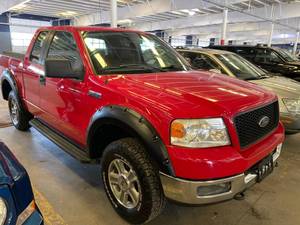 lot 6 image: 2005 Ford F-150 XLT 4x4