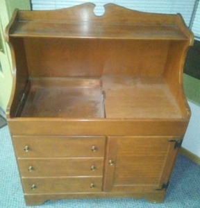lot 6 image: Dry Bar. . Drawers glide smooth as silk. Excellent