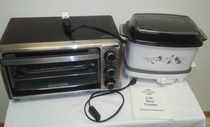 lot 40 image: New 6 qt. Slow Cooker and Toaster Oven  Both nice.