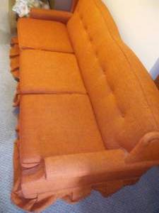 lot 58 image: Vintage Sofa Sleeper Like new - Jamison