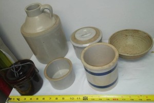 lot 68 image: Crocks & pottery  nice