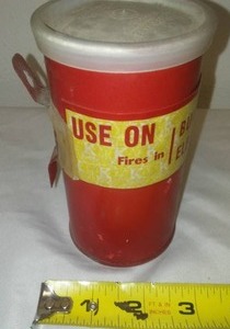 lot 86 image: Vintage Fire extinguisher