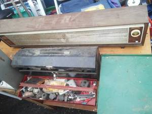 lot 126 image: 2 heaters, toolbox, Coleman stove.