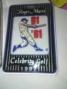 lot 189 image: Roger Maris Golf bag tag 1997, advertising and more.