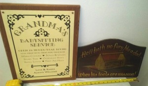 lot 207 image: Grandma & Grandpa wood signs.